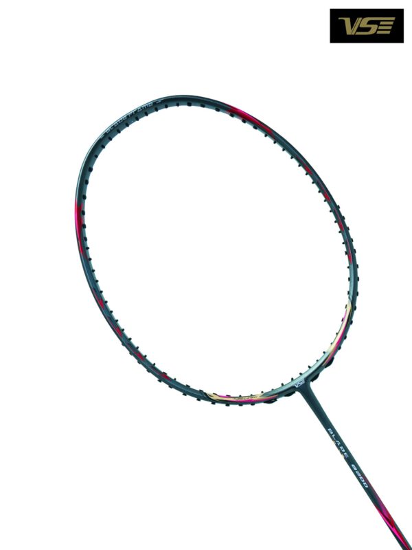BLADE 8200 - Image 3